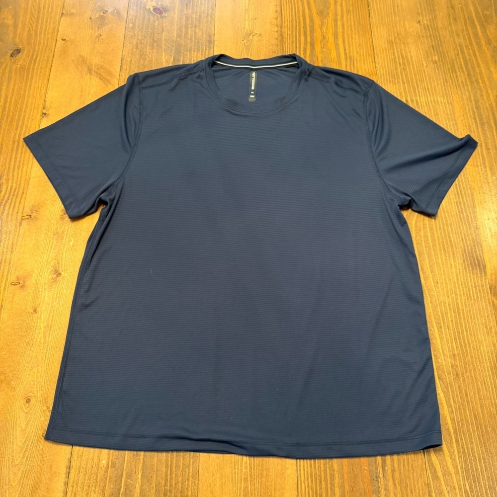 Ten Thousand Mens Session Shirt Lightweight Performance Blue Size XL Athletic
